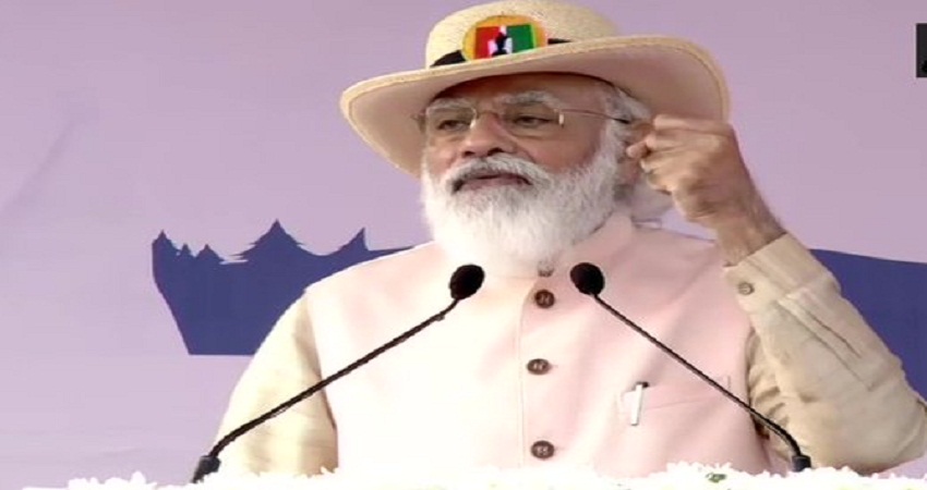 पुलवामा को लेकर PM मोदी का विपक्ष पर तंज, कहा- कर रहे थे ‘स्वार्थ- अहंकार से भरी भद्दी राजनीति’ पुलवामा को लेकर PM मोदी का विपक्ष पर तंज, कहा- कर रहे थे ‘स्वार्थ- अहंकार से भरी भद्दी राजनीति’